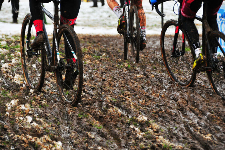 Cyclocross Overijse: Matsch, Bier, Fritten, belgische Radsportleidenschaft