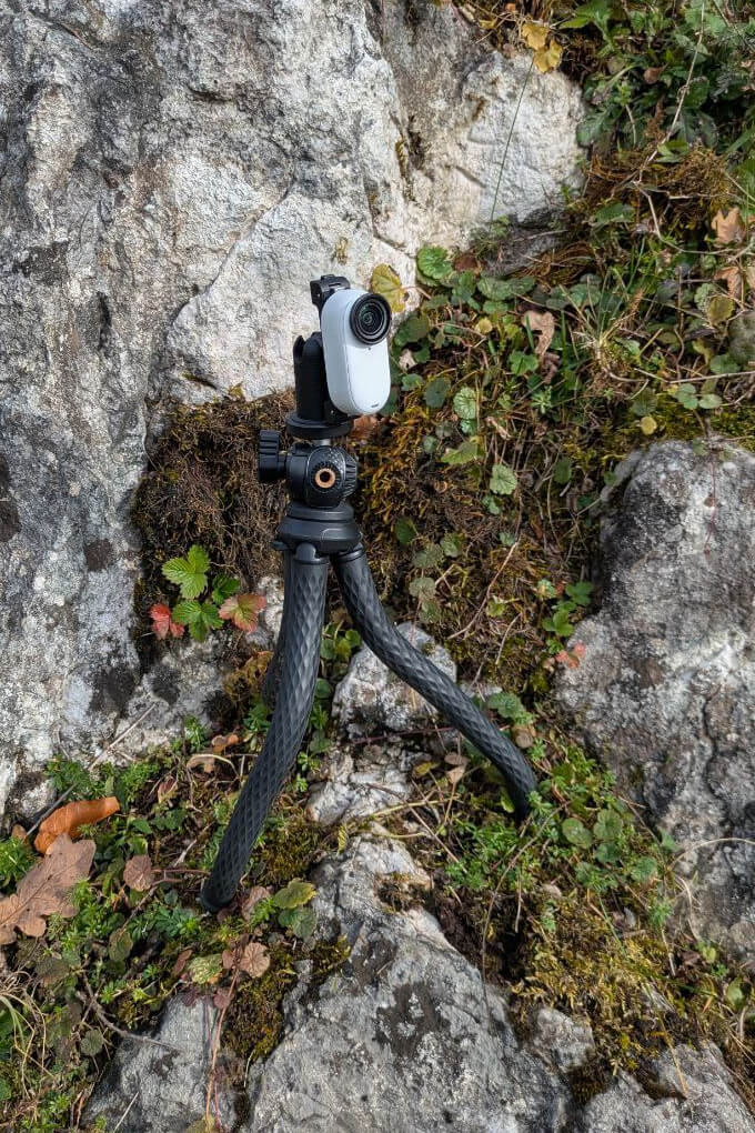 Insta360 GO 3S am Tripod - Stativ